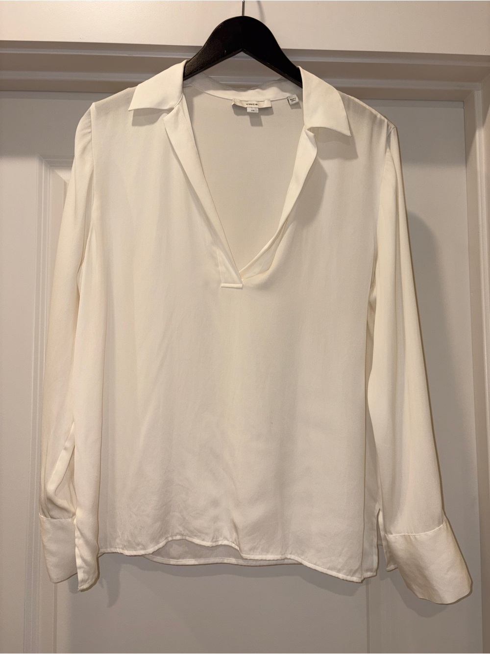 Vince Silk Stretch V Neck Long Sleeve Popover Blouse Sz Large